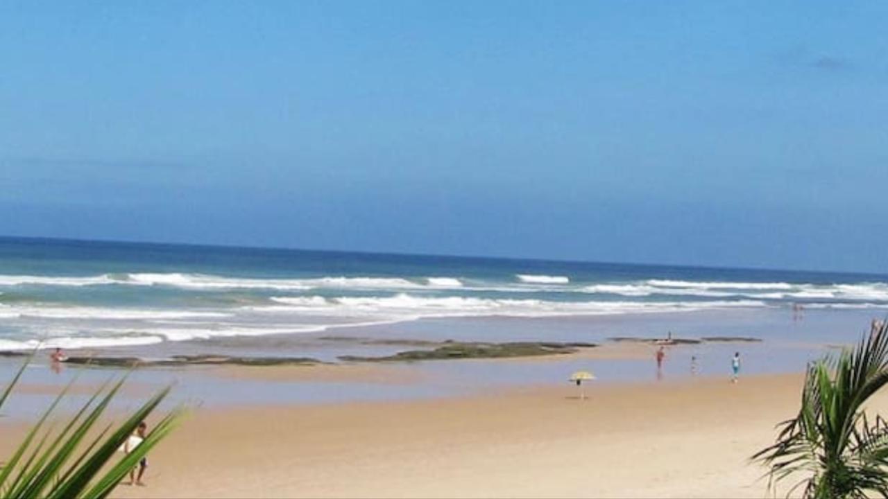 Chale 09 - Mamelucos Em Frente A Praia De Ipitanga Salvador Bahia Bagian luar foto